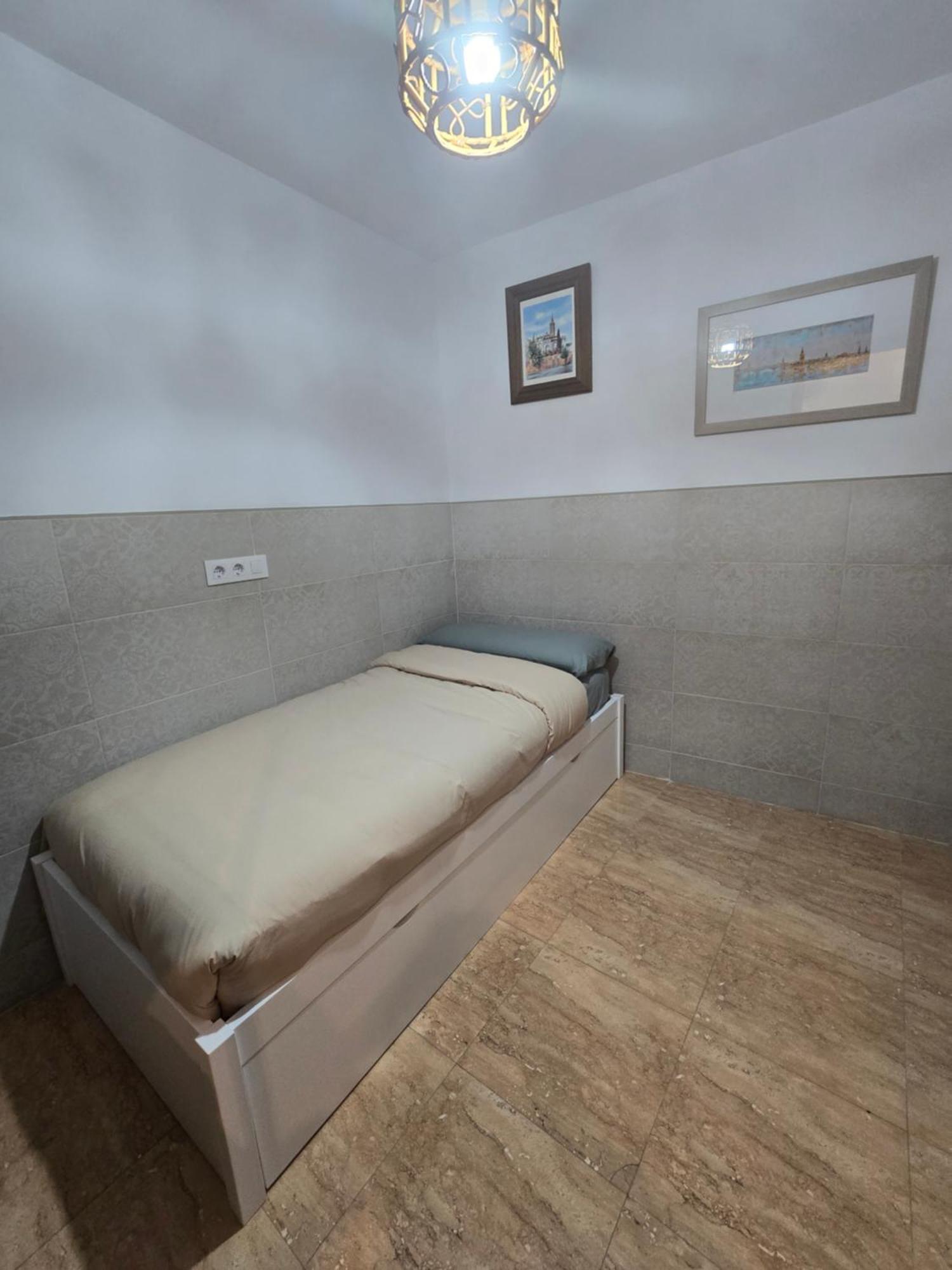 Casa De La Tata La Juderia Apartamento *